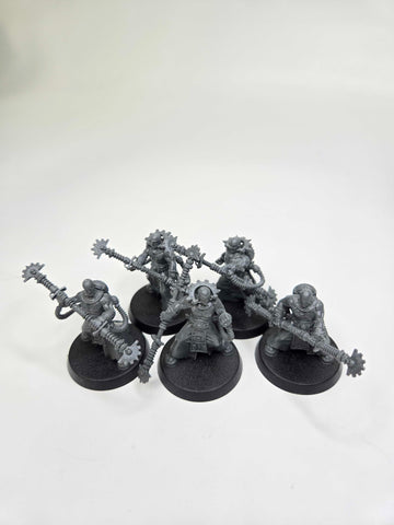 ADEPTUS MECHANICUS - CORPUSCARII ELECTRO-PRIESTS - WARHAMMER 40K (A1096)