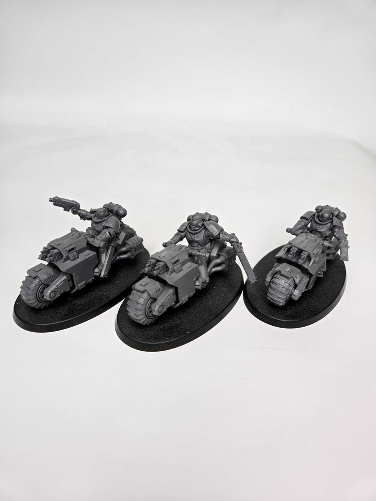 ADEPTUS ASTARTES - OUTRIDER SQUAD - WARHAMMER 40K (A0536)