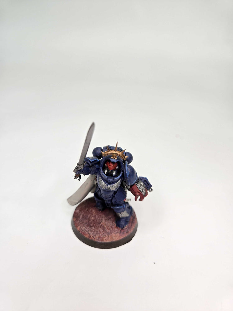 ADEPTUS ASTARTES - CAPTAIN IN GRAVIS ARMOUR - WARHAMMER 40K (A0473)