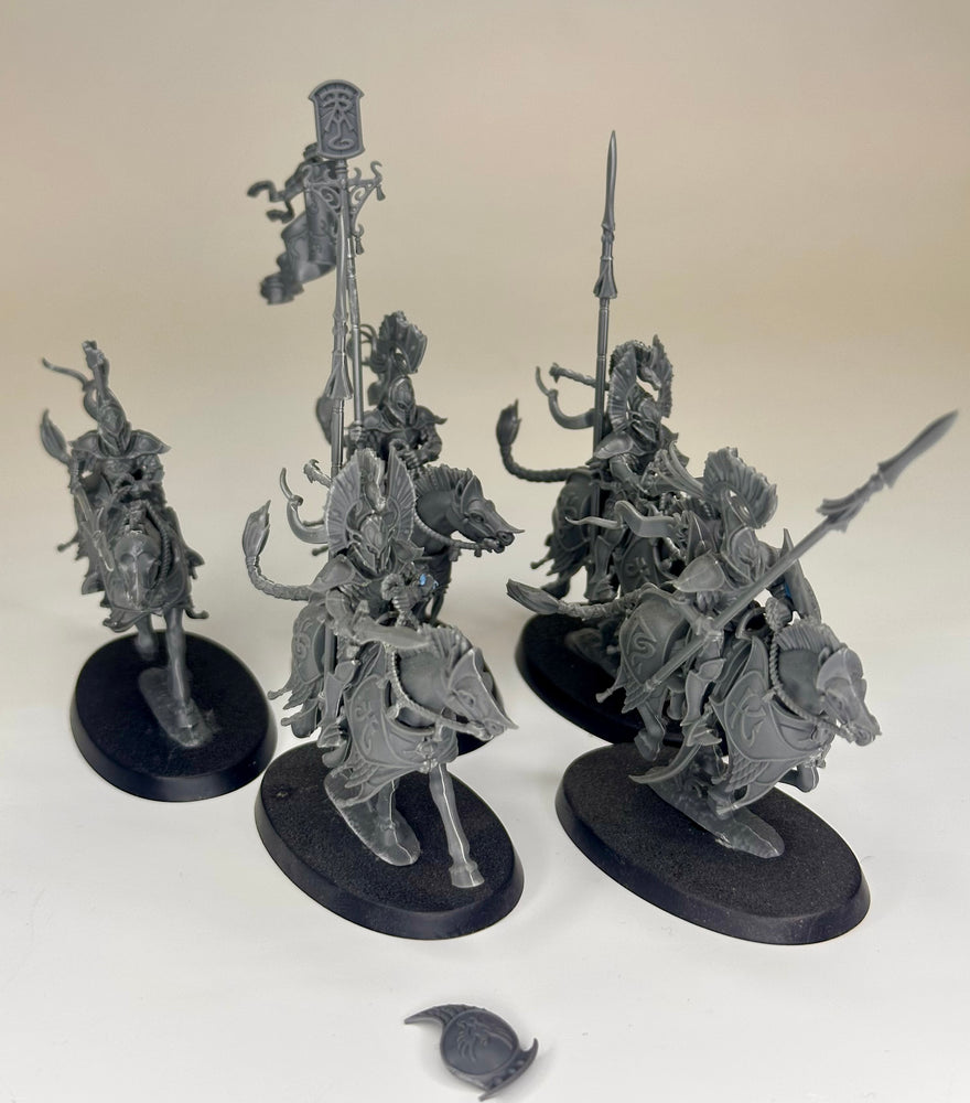 LUMINETH - VANARI DAWNRIDERS - AGE OF SIGMAR (A0580)