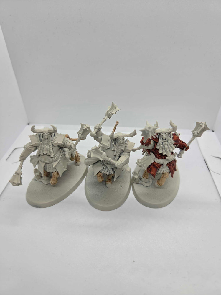 Bull Centaurs - Age of Sigmar - UM-00218