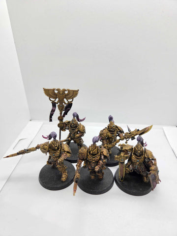 Adeptus Custodes - Custodian Guard - Warhammer 40000 - UM-00127