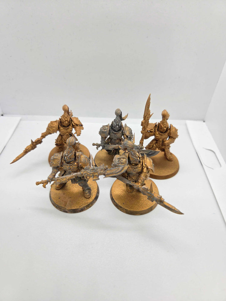 Adeptus Custodes - Custodian Guard - Warhammer 40000 - UM-00288