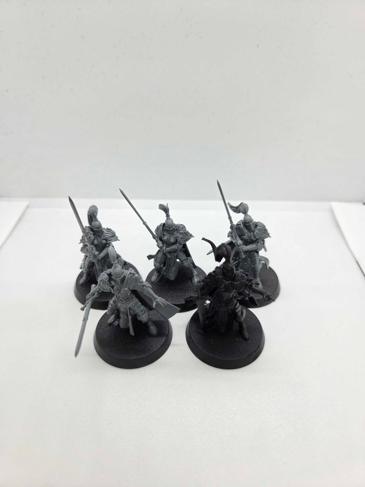 Adeptus Custodes - Vigilators - Warhammer 40000 - UM-00292