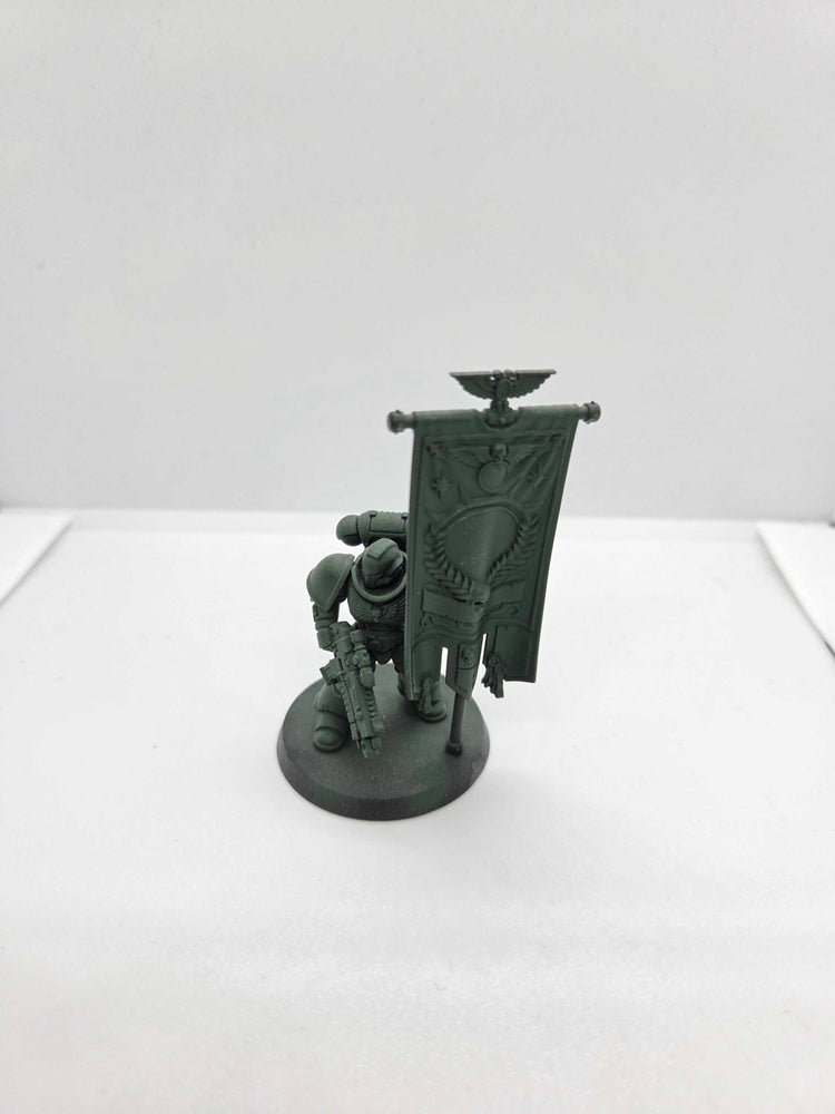 Other Marines - Primaris Ancient - Warhammer 40000 - UM-00349