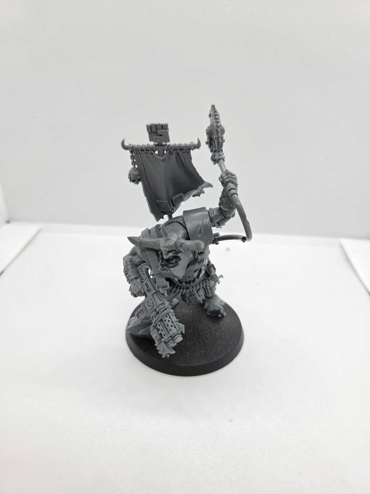 Orks - Warboss - Warhammer 40000 - UM-00337