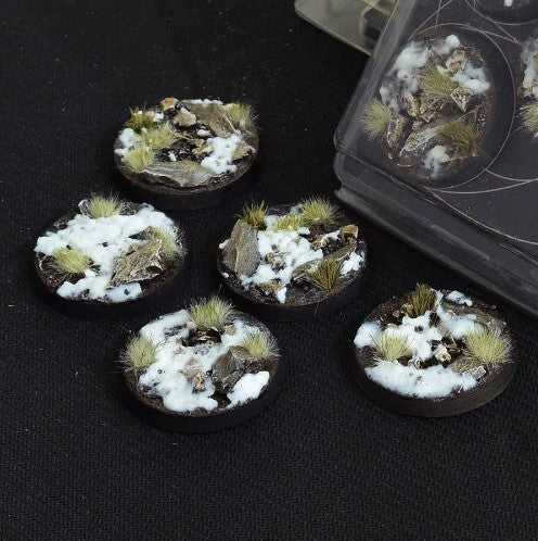 Gamers Grass Battle Ready Bases - Winter - Round 40mm (x5)